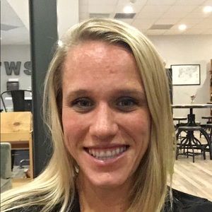 Meet your Posher, Casey